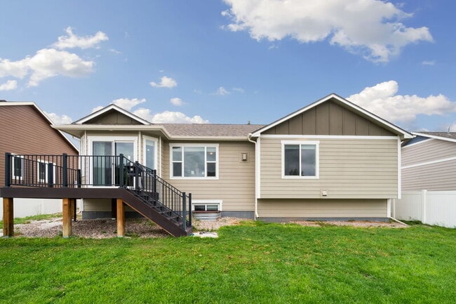 Building Photo - 3620 Rustic Rd