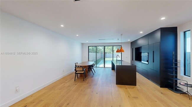 Building Photo - 353 NW 50th St