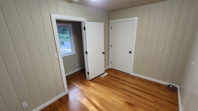 Building Photo - 3 bedroom Mountain Retreat in Boulder Creek!