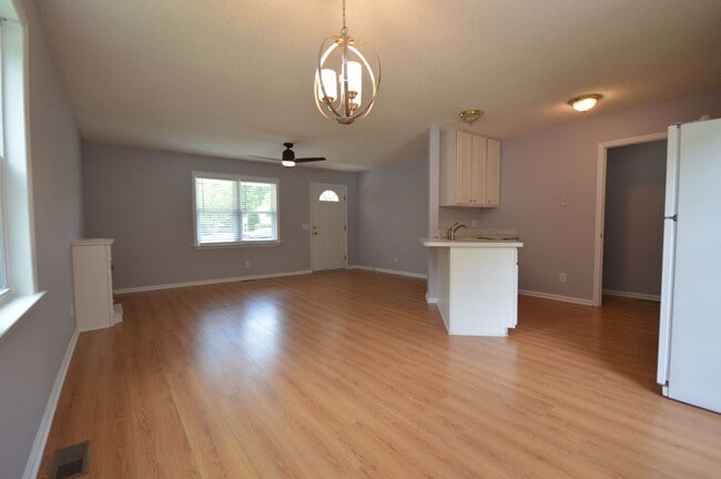 Building Photo - 5725 Stone Crystal Dr