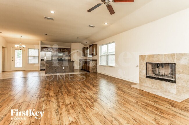 Building Photo - 603 Cardwell Dr