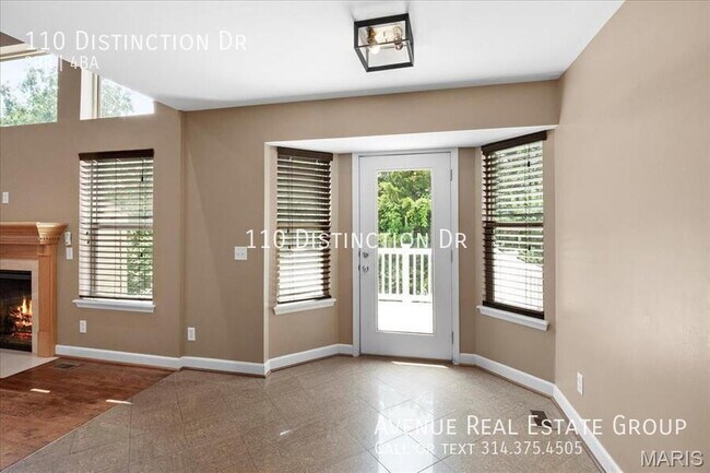 Building Photo - 110 Distinction Dr