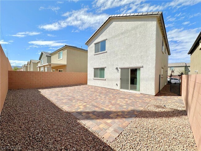 Building Photo - 7623 Royal Halo Ave