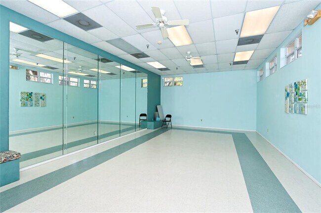 Building Photo - 4550 Pinebrook Cir