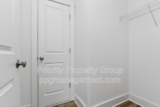 Building Photo - 1614 Pat Garrett St