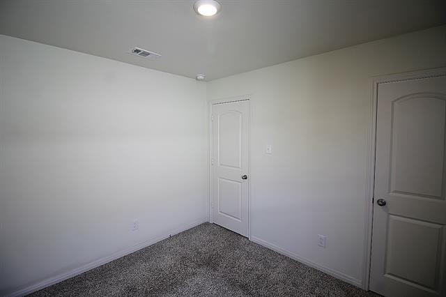 Building Photo - 233 Liberty Ln