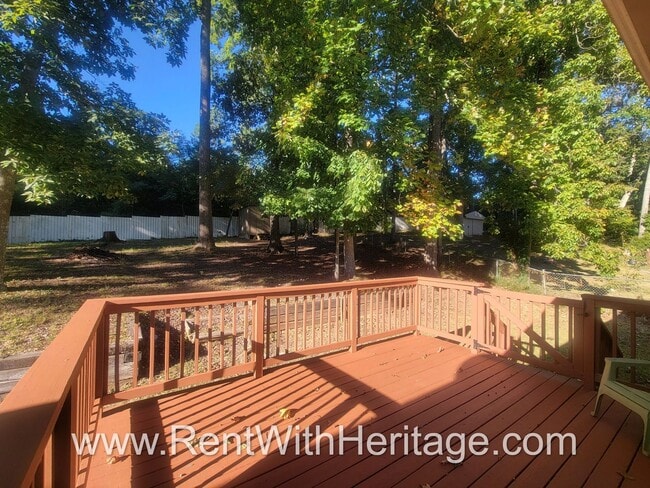 Building Photo - WOW!!! GORGEOUS RANCH WITH MANY UPGRADES /...