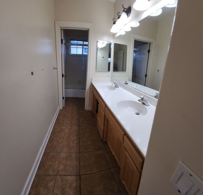 Building Photo - Super close to Poly- Approx. 1000 feet from Cal Poly Grand Avenue entrance-VERY CLOSE!!!