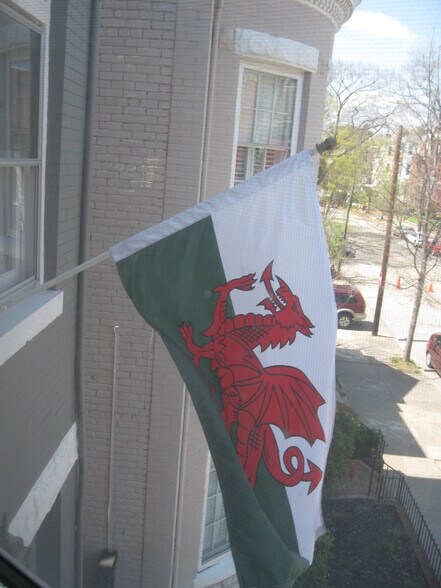 Building Photo - 1421 Grove Ave