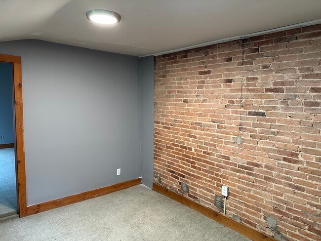 Building Photo - 1742 E Lombard St