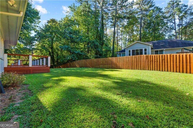 Building Photo - 1841 Gainsborough Dr