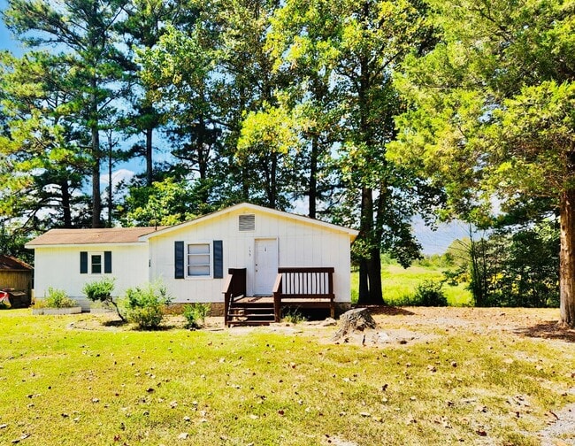 Primary Photo - 117 Payne Way