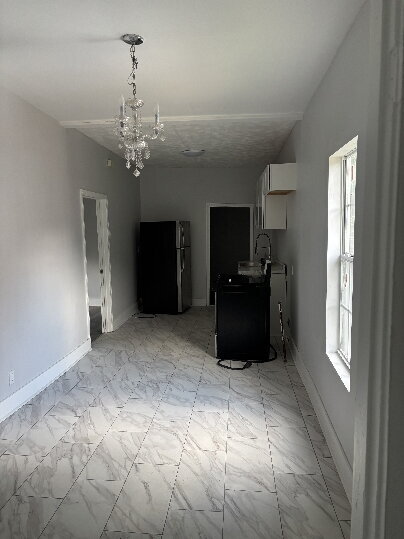 Building Photo - "4-Bed, 2-Bath Gem in Memphis - Spacious 1332 Sq Ft Home Awaits!"