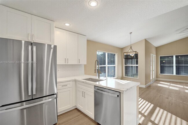 Building Photo - 9012 Lake Park Cir S