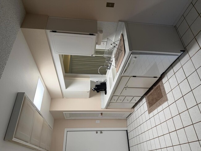 Building Photo - 9209 W Glen Oaks Cir N