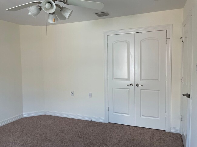 Building Photo - Property for Lease in Little Elm!