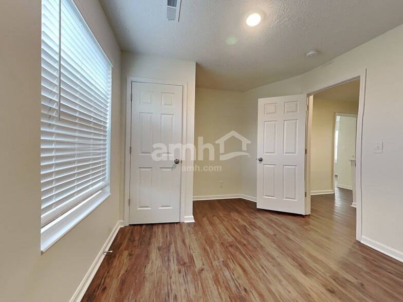 Building Photo - 2902 Faubush Ct