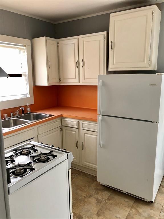 Building Photo - 911 Harvard St