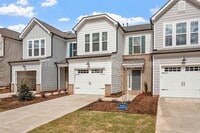 Building Photo - 416 Glen Clova Dr