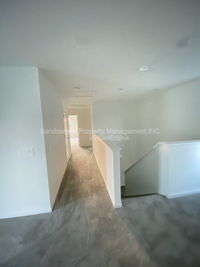 Building Photo - 6136 Baywood Ct