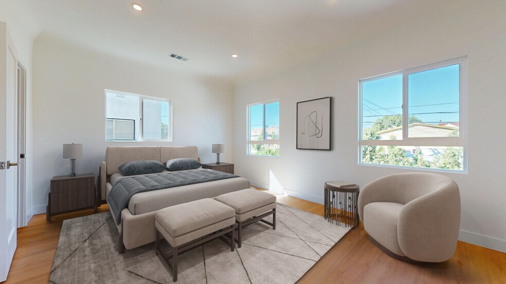 Building Photo - 5133 W 21st St