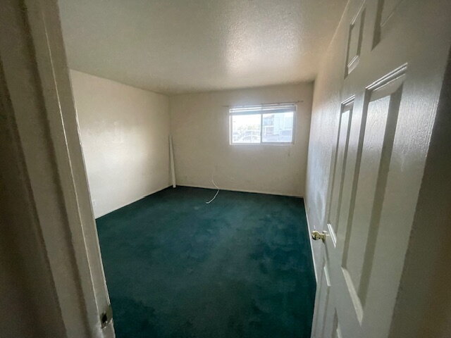 Building Photo - 4360 Twin View Cir