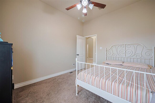 Building Photo - 20267 Ivory Valley Ln