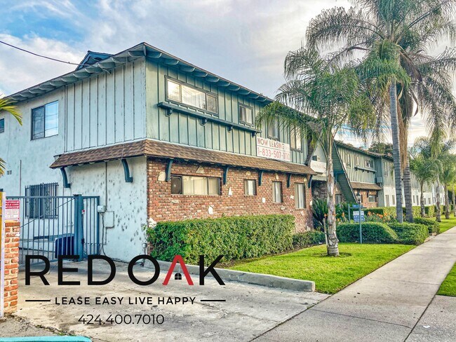 Building Photo - 630 N Cerritos Ave