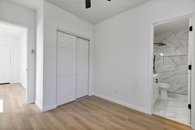 Building Photo - Charming Updated 1-Bedroom Home with Modern Kitchen & Cozy Front Patio