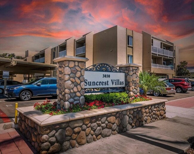 Building Photo - 3030 Suncrest Dr