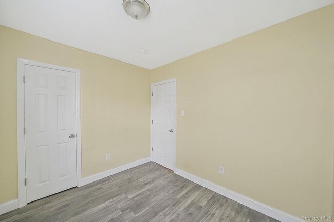 Building Photo - 110 2nd Ave