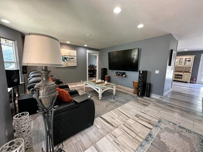 Building Photo - 4332 145th Ave N