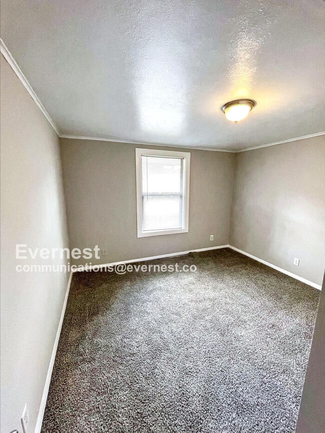 Building Photo - 114 Safe Harbor Dr