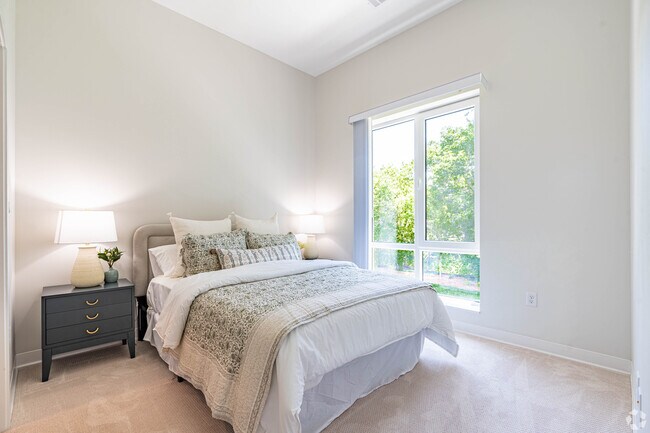 Building Photo - Rozzie