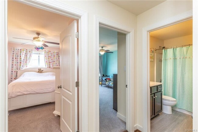 Building Photo - 7358 Pebble Lake Dr