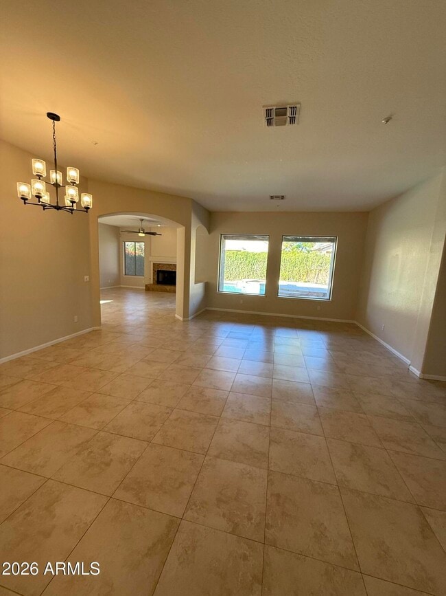 Building Photo - 7670 E Quill Ln