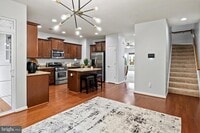 Building Photo - 7530 Stonehouse Run Dr