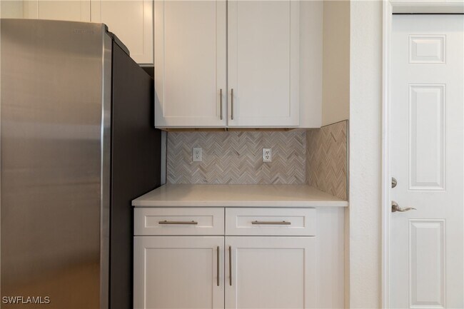 Building Photo - 15618 Summit Pl Cir