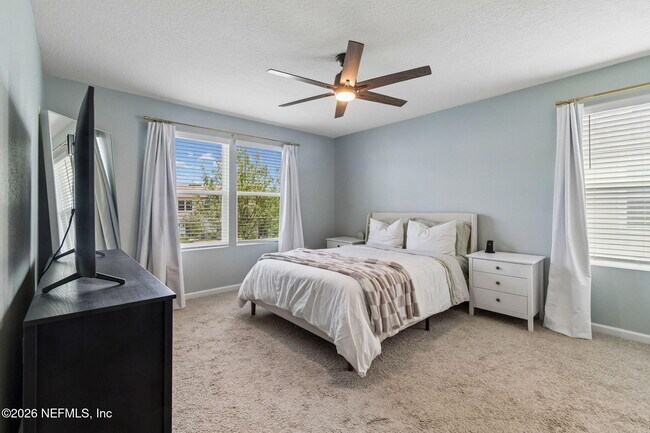 Building Photo - 49 Pasadena Dr