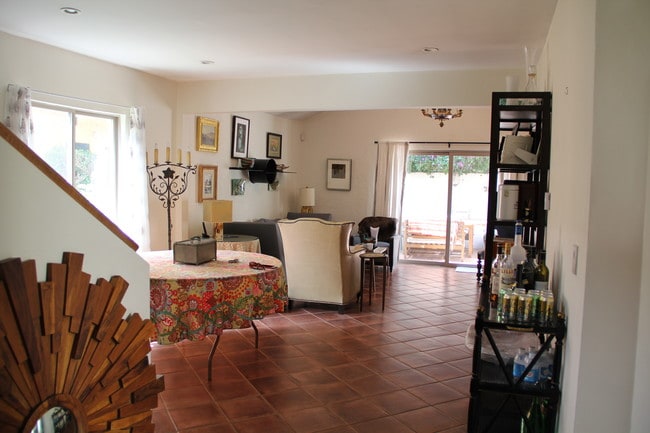 Building Photo - 9042 Phyllis Ave