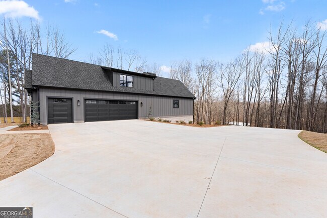 Building Photo - 3255 Tanners Mill Rd