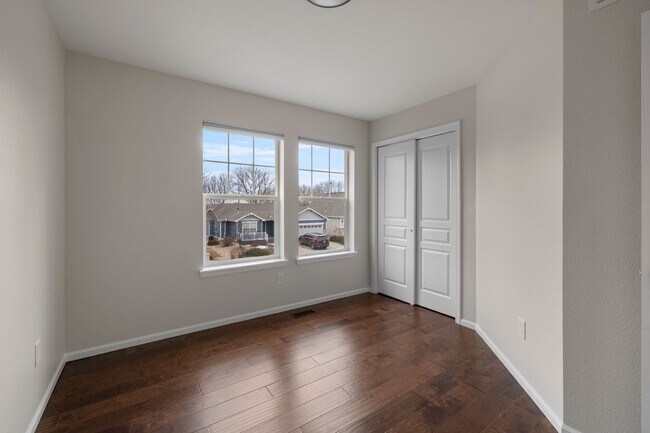 Building Photo - Move-In Ready 4 Bed, 3.5 Bath Home in Prime Loveland Location!