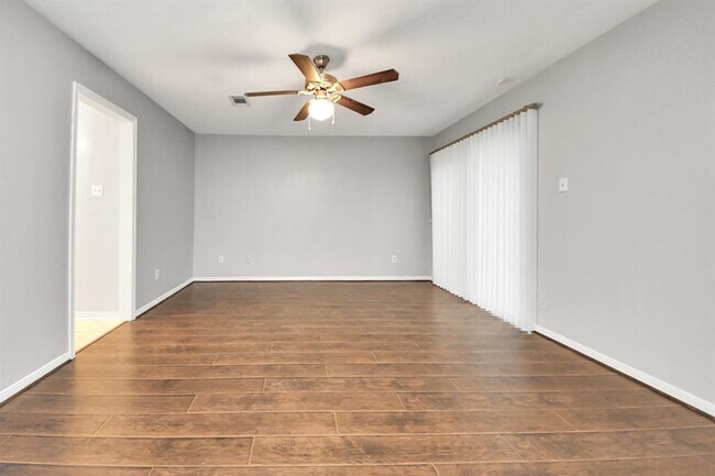 Building Photo - 8502 Fawn Terrace Dr