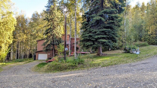 Building Photo - 1412 Springwater Dr