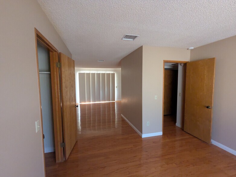 Building Photo - 2645 Anza Trl
