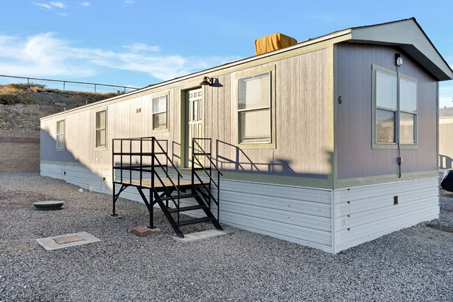 Building Photo - Hilltop Mobile Home Park - Executive Fully...