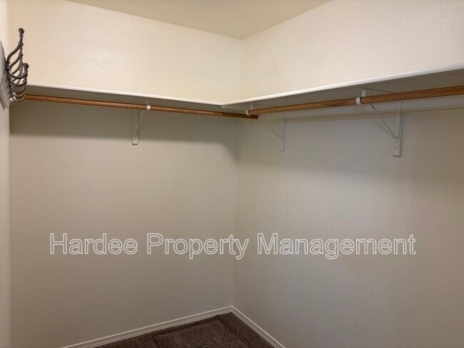 Building Photo - 677 N Kayden Way