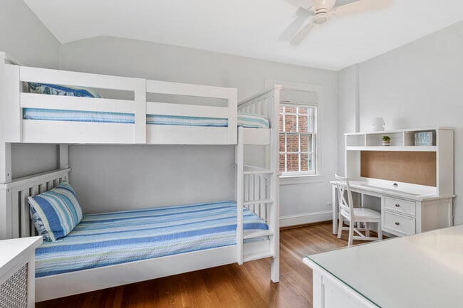 Building Photo - 5334 Nebraska Ave NW