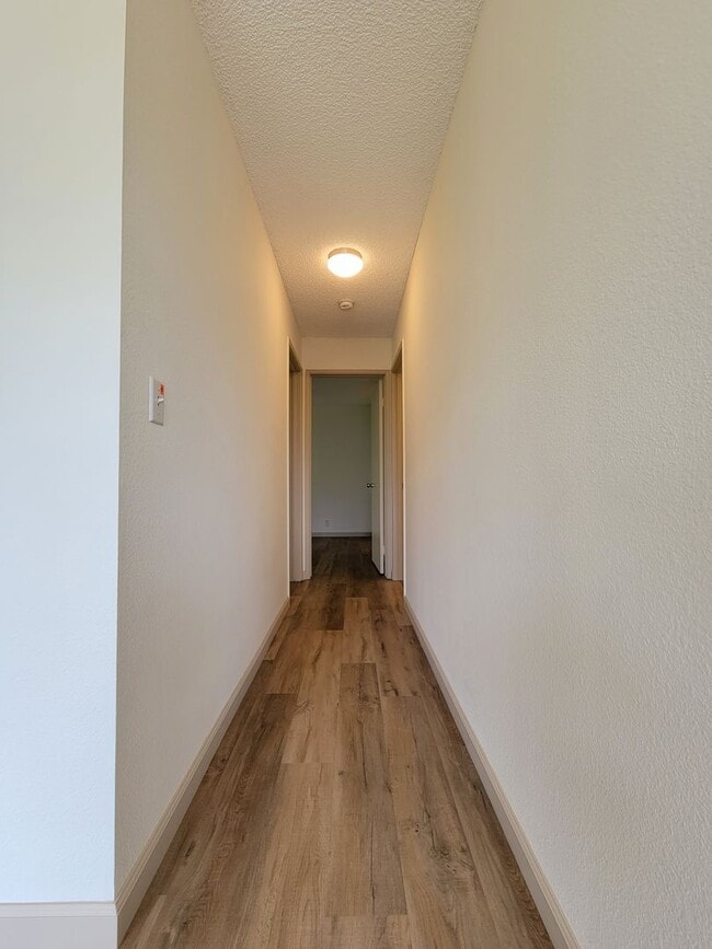 Building Photo - Avaliable now : A 2 Bedroom, 1 bathroom with 2 assigned parking stalls at Royal Palm in Waipio