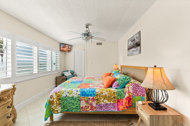 Building Photo - 320 Gulf Blvd